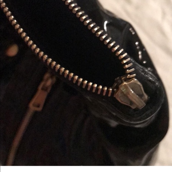 YSL DOWNTOWN TOTE - Picture 8 of 8